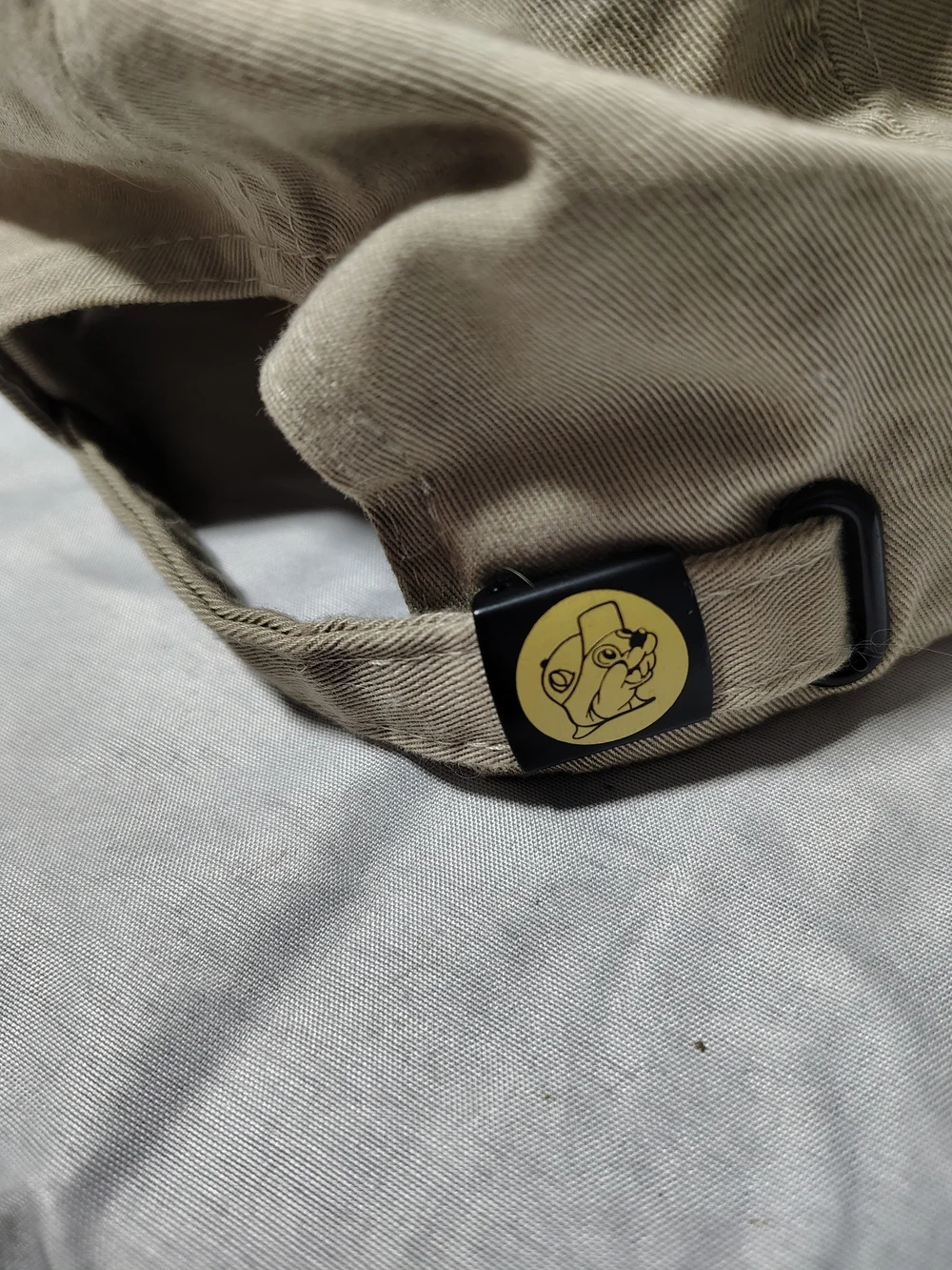 BUC-EES casual beige